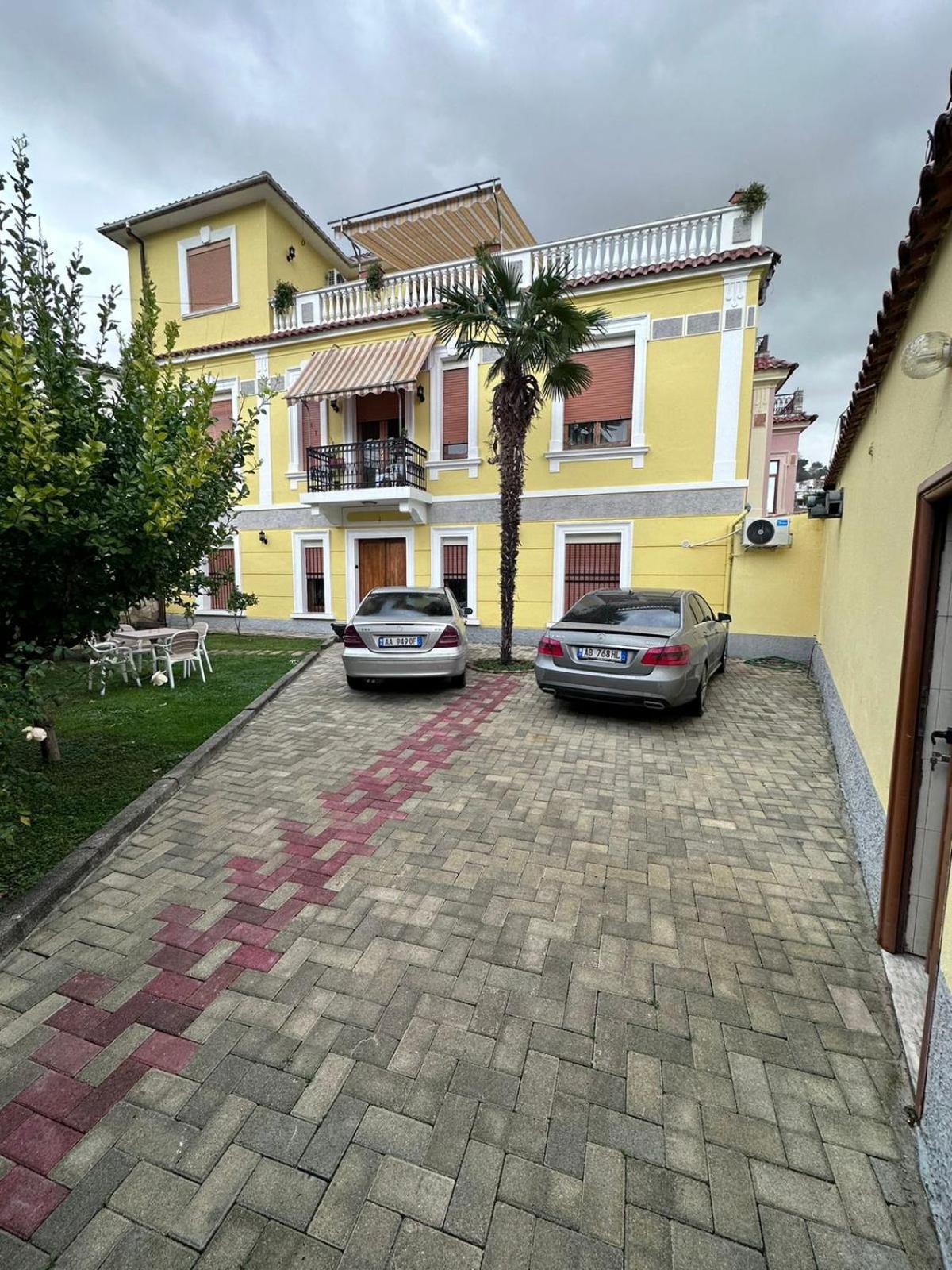 Villa Palma Center Berat Exterior photo